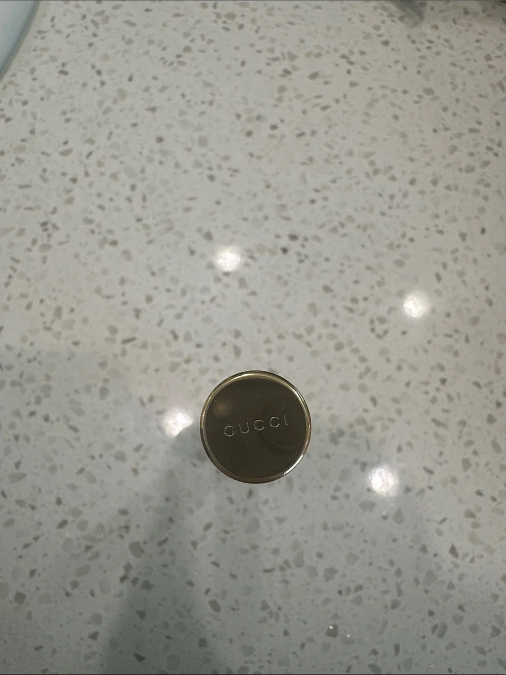 Gucci Hydrating Plumping Gloss